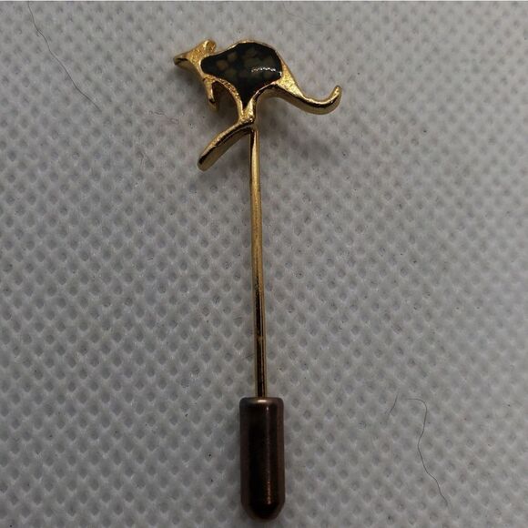 Gold & Black Colored Kangaroo Lapel Pin - Picture 1 of 4